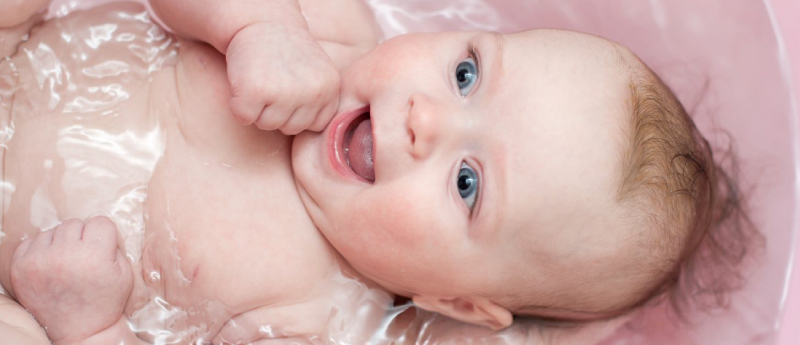 cuidados com recem nascido primeiro banho do bebe post