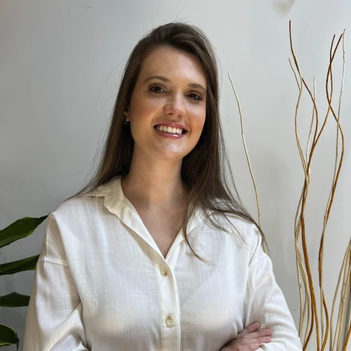 Thais Crosara Nogueira